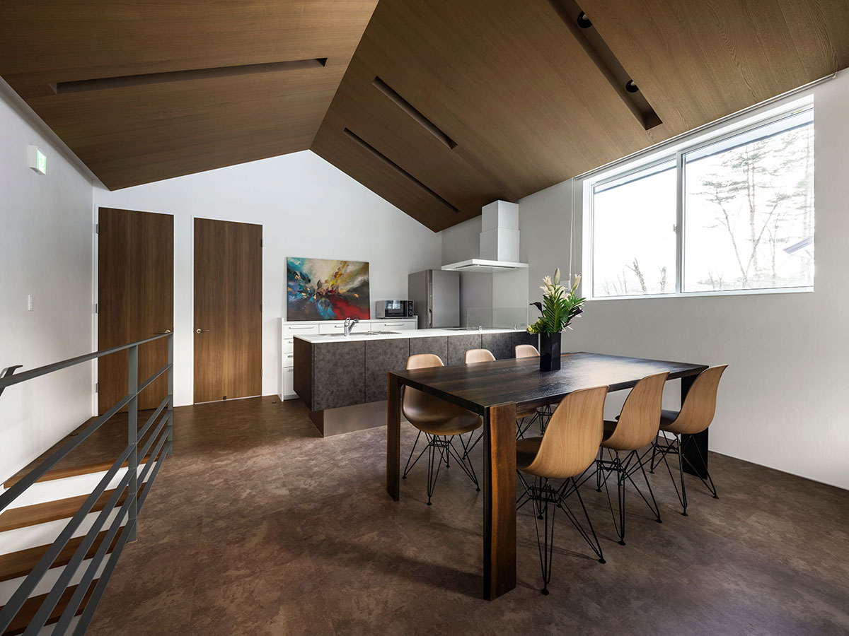 hakuba luxury home grey wolf