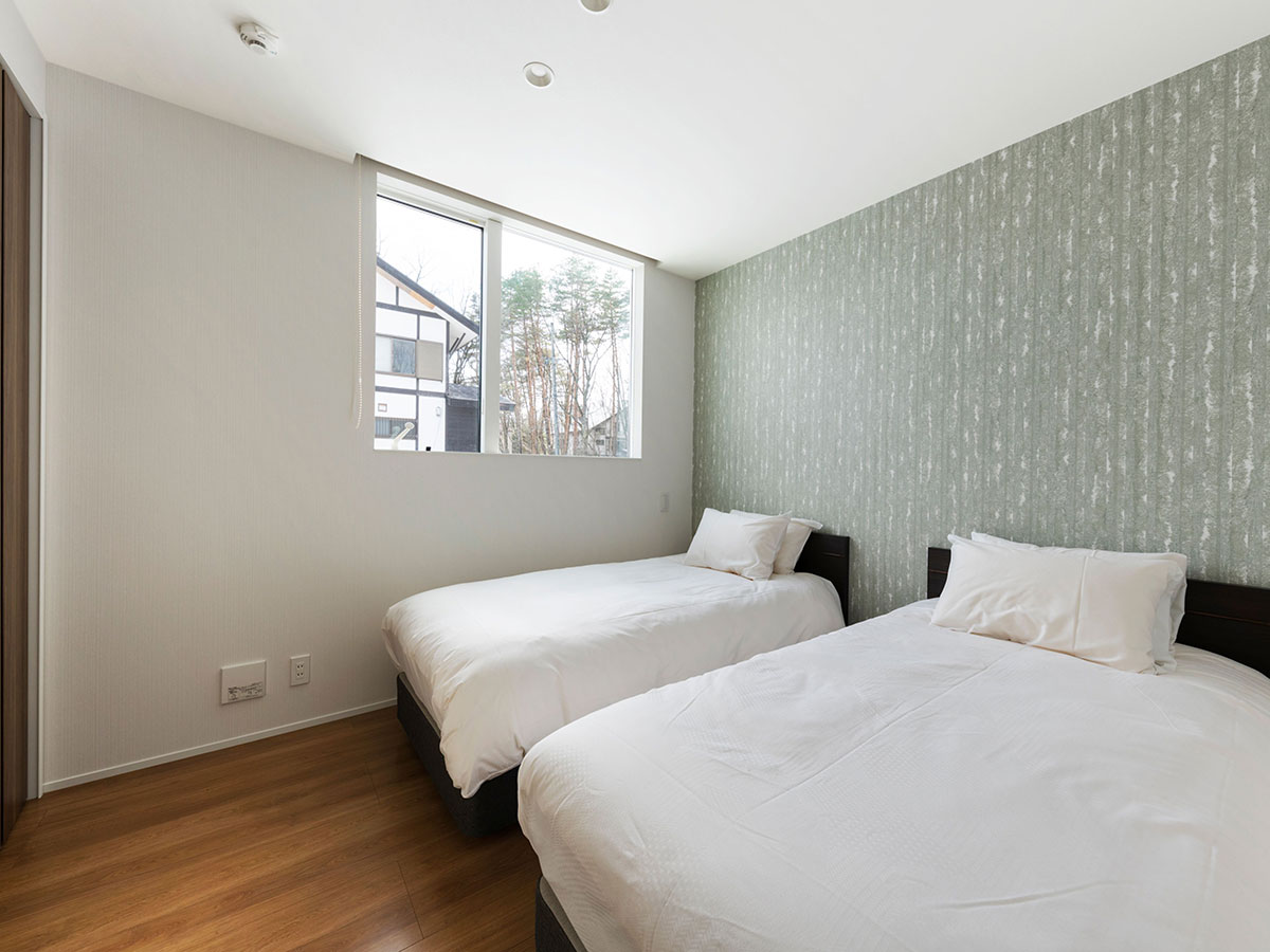 Grey Wolf Chalet bedroom in Hakuba