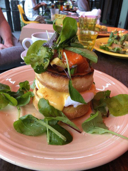 Cafe interior in Echoland Hakuba serving breakfast and coffee