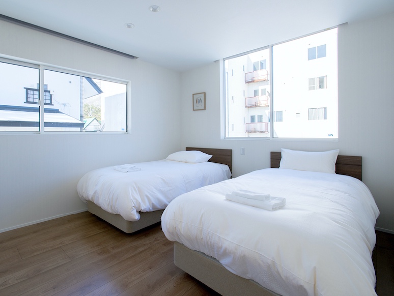 White Fox Chalets bedroom in Hakuba