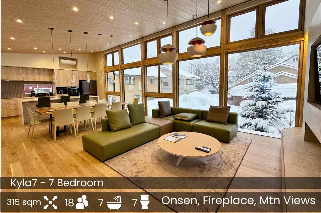 Villa Kyla7 - Luxury Hakuba Accommodation - Living Dining Room
