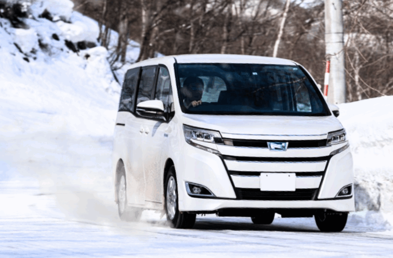 Why You Should Rent a Car in Hakuba - Featured Image
