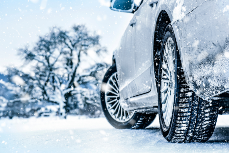 Where to Park in Hakuba - Properly equipped with snow tires