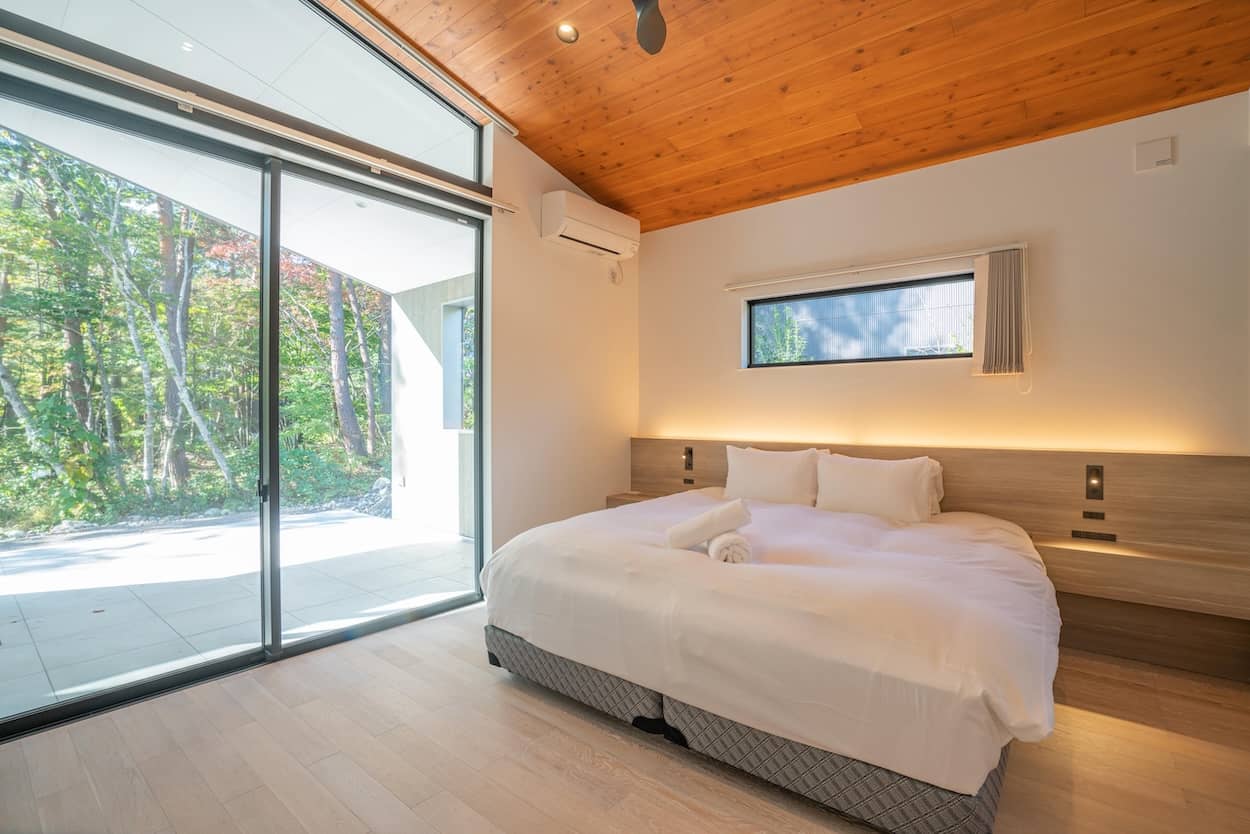 Timberwolf Luxury Chalet Accommodation - 16.32.15