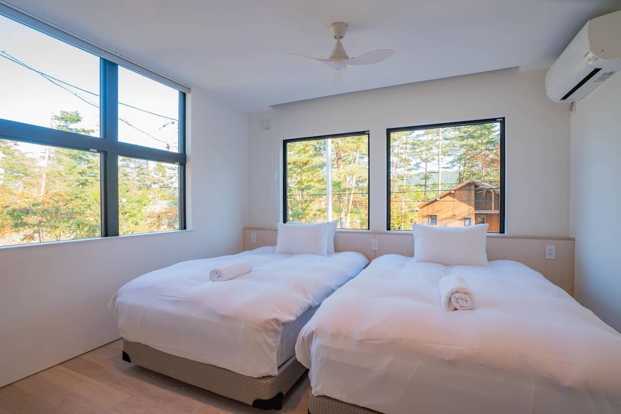 Timberwolf Luxury Chalet Accommodation - 26.32.33