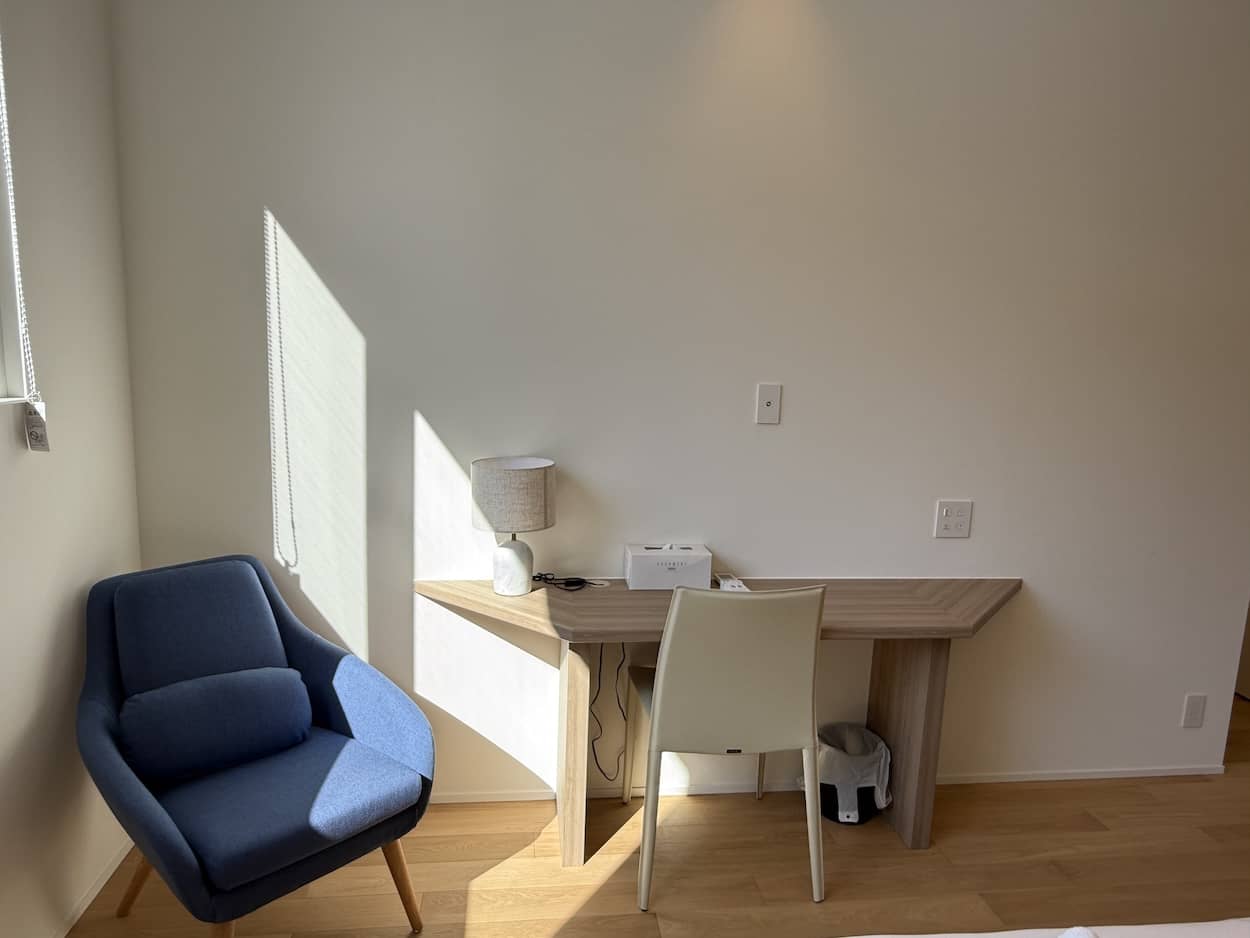 Casa Indigo Luxury Chalet Accommodation - Echoland Onsen Sauna Fireplace Mountain Views